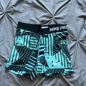 nike pro bundles!